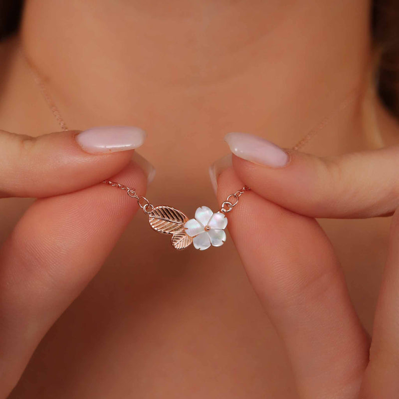 Leaf Bloom Necklace