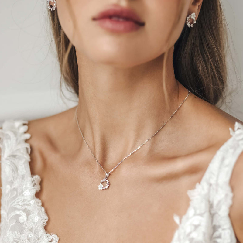 Spring Flower Necklace - Silver