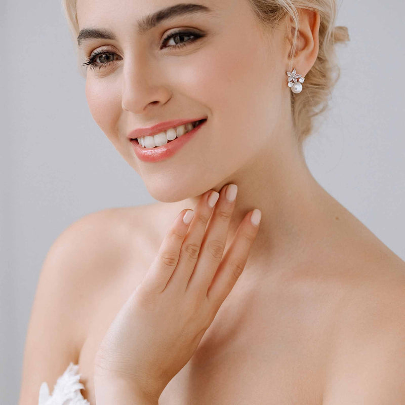 Silver Fleur Earrings