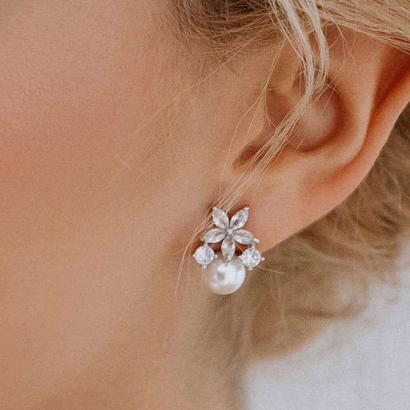 Silver Fleur Earrings