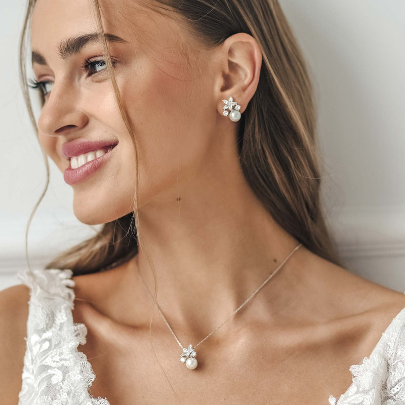 Silver Fleur Earrings