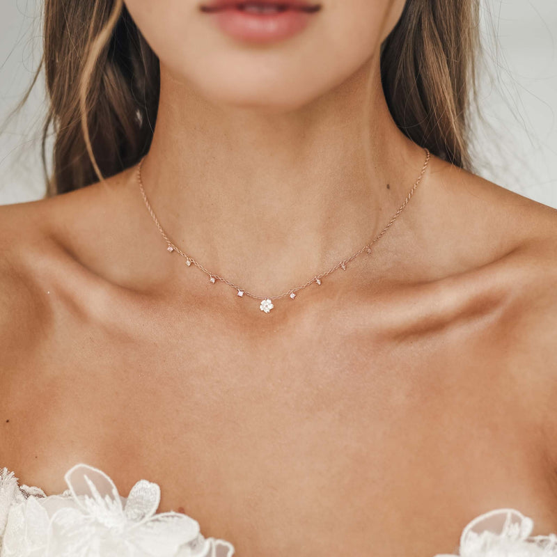 Lia Flower Necklace Rose Gold