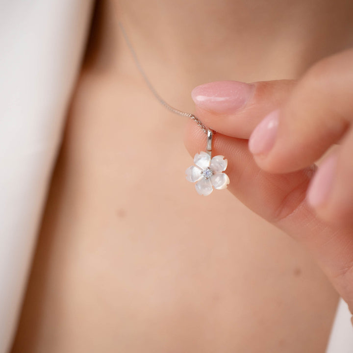 Necklace Bloom Silver