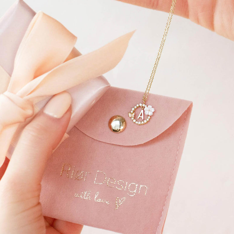 Letter Necklace Gold