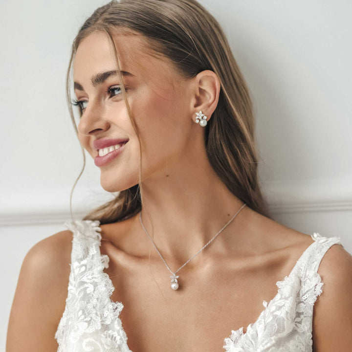 Silver Fleur Necklace