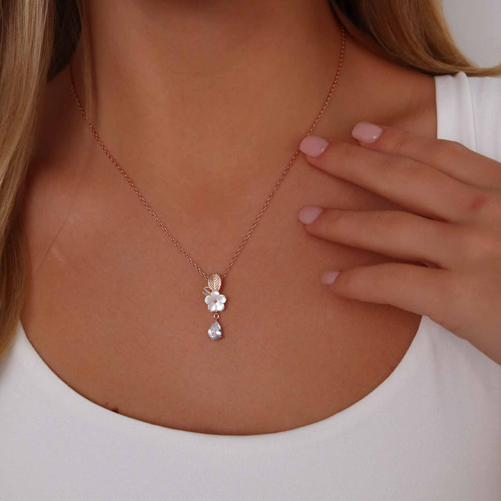 Leaf Drop Necklace