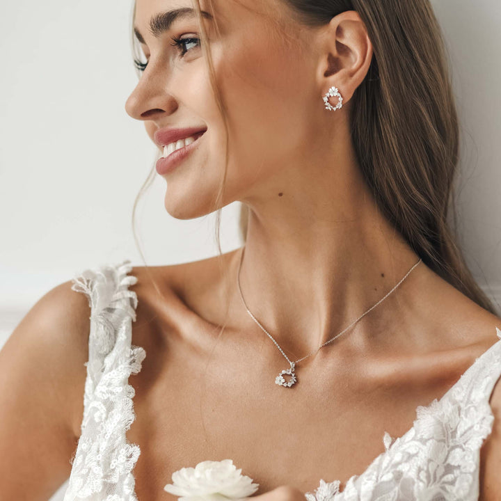 Spring Flower Necklace - Silver