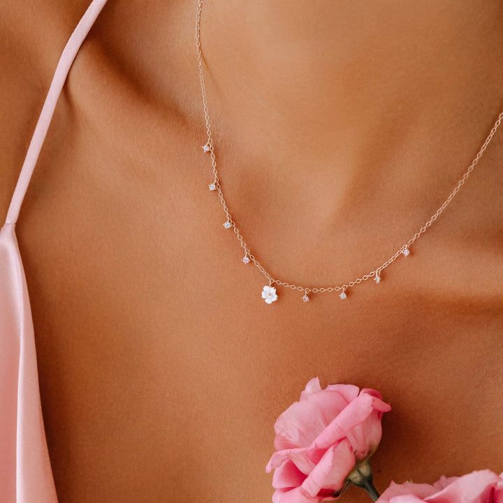 Lia Necklace Rose Gold